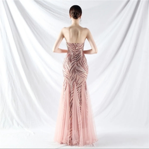 Pink, Striped Print, Backless, Sleeveless, Contrast Sequined Mermaid … - Picture 7 of 12